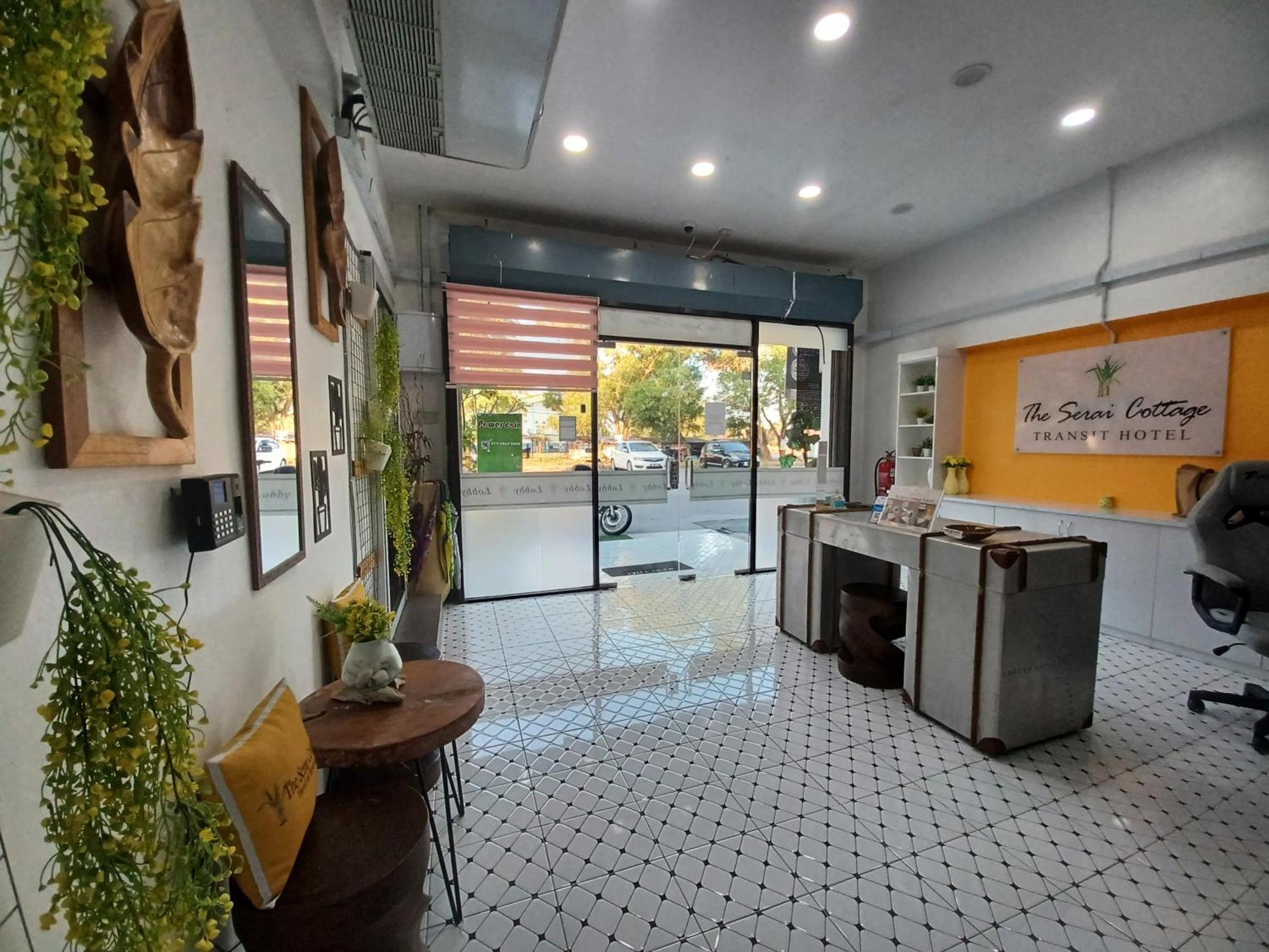 The Serai Cottage Transit Hotel Kampong Gong Badak Luaran gambar