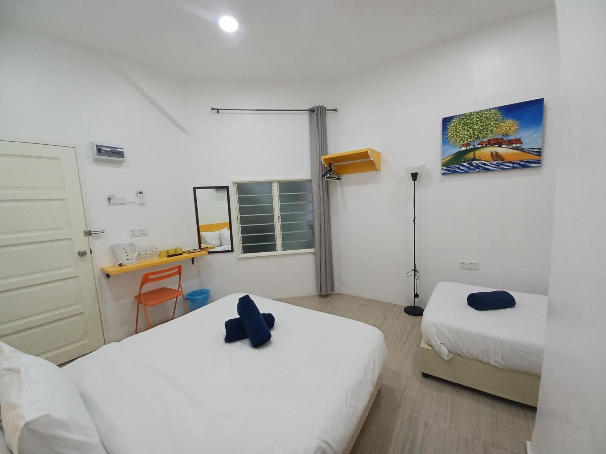 The Serai Cottage Transit Hotel Kampong Gong Badak Bilik gambar