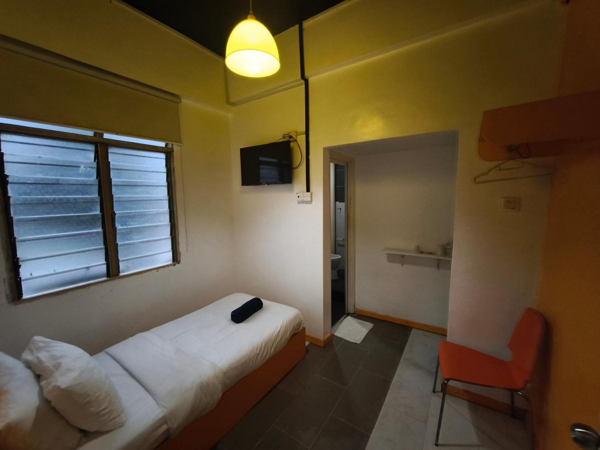 The Serai Cottage Transit Hotel Kampong Gong Badak Bilik gambar