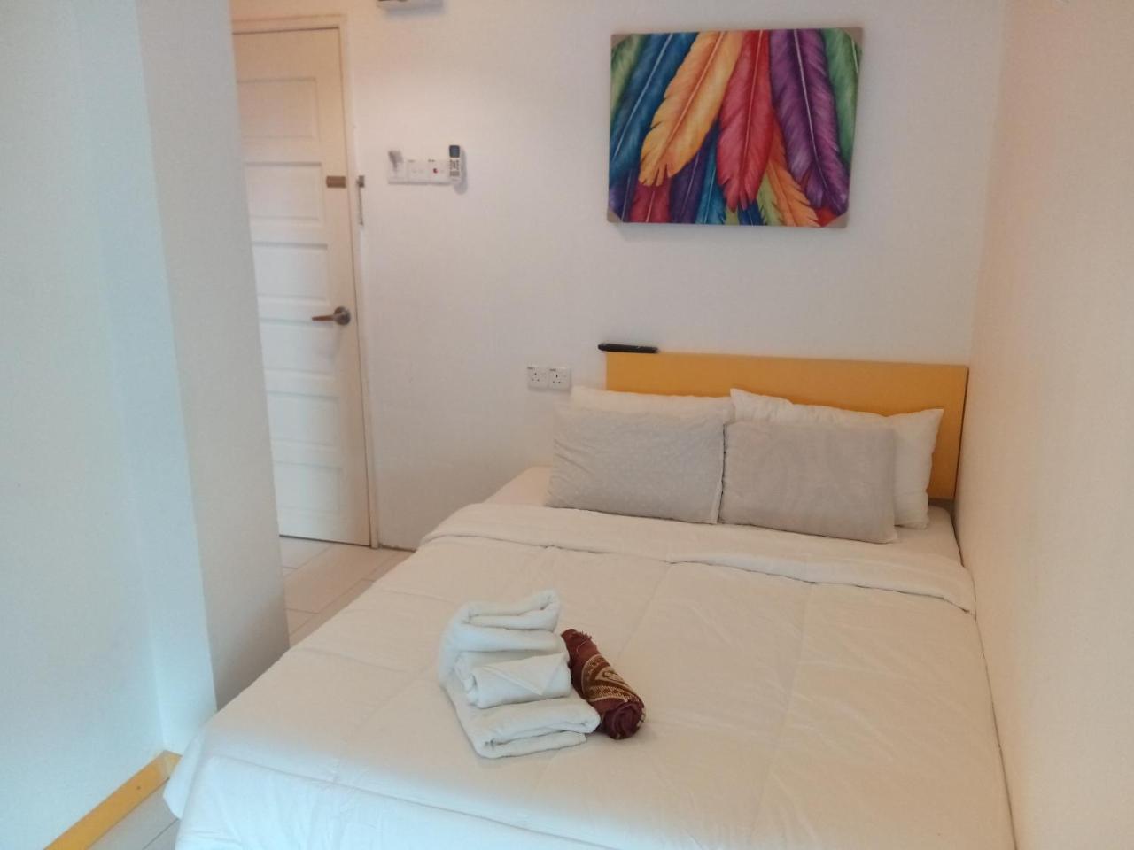 The Serai Cottage Transit Hotel Kampong Gong Badak Luaran gambar