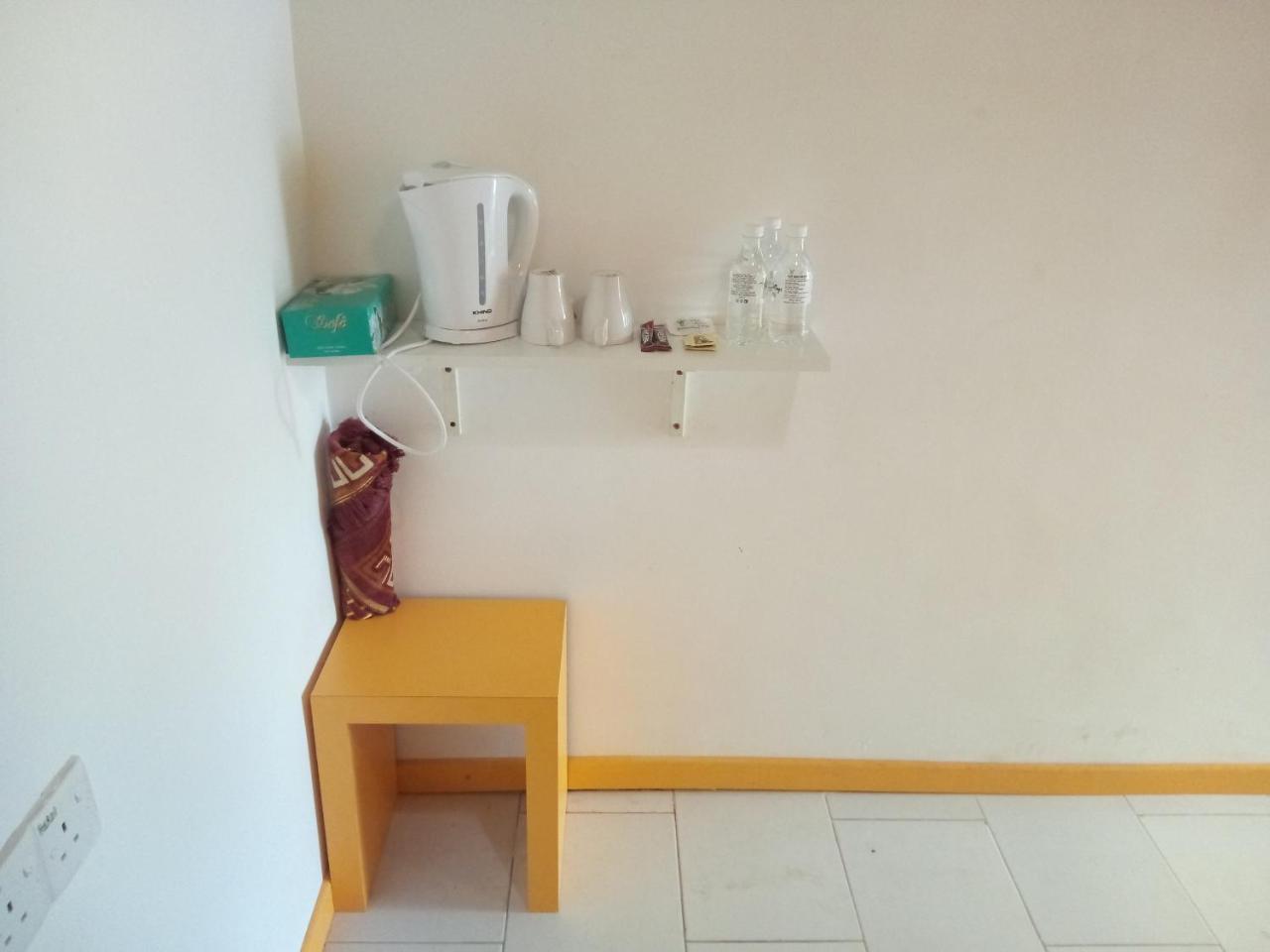 The Serai Cottage Transit Hotel Kampong Gong Badak Luaran gambar